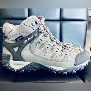 Merrell Gore-tex woman's size 6